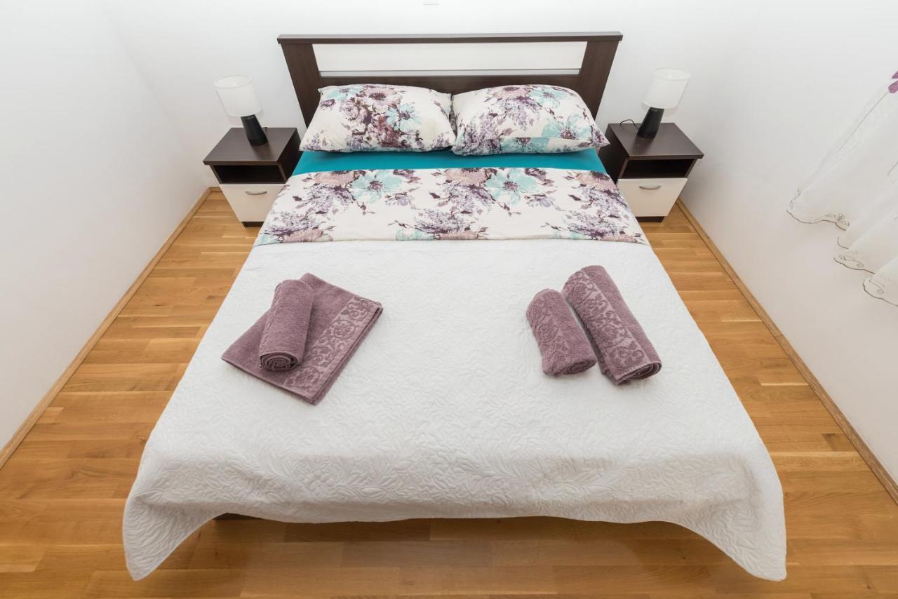 Apartment Violet Makarska